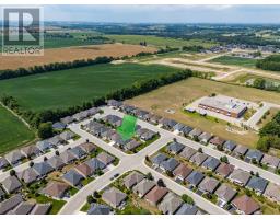 42 HOGARTH DRIVE - 26