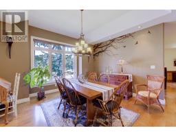 563 LAKEVIEW DRIVE - 14
