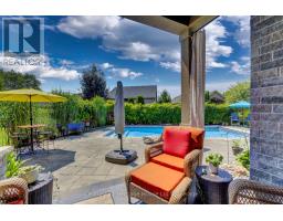 563 LAKEVIEW DRIVE - 43