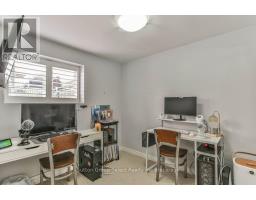 21 HERON AVENUE - 38