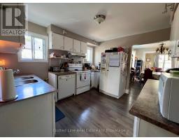 38 HARVEY STREET - 5