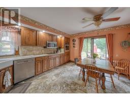 140 VANSITTART AVENUE - 20