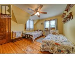 140 VANSITTART AVENUE - 22