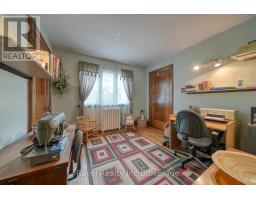 140 VANSITTART AVENUE - 25