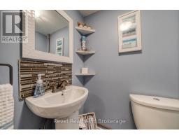 140 VANSITTART AVENUE - 36