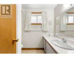 38 DENRICH AVENUE - 22
