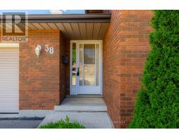 38 DENRICH AVENUE - 37