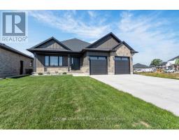 18 WALNUT DRIVE - 3