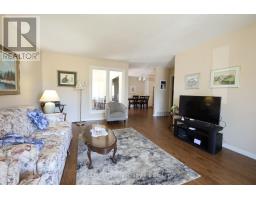 20 EDWIN CRESCENT - 10