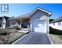 20 EDWIN CRESCENT - 27