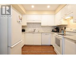 20 EDWIN CRESCENT - 4