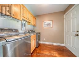 17 PALMER STREET W - 14