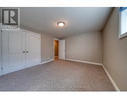17 PALMER STREET W - 18