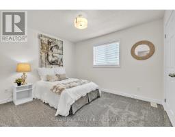 25 HOWARD MARSHALL STREET - 12