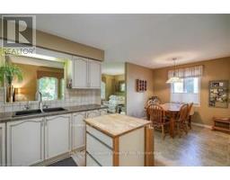 18 WILKINS CRESCENT - 25