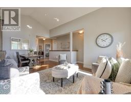 764 GARDEN COURT CRESCENT - 11