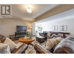 764 GARDEN COURT CRESCENT - 30