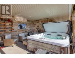 764 GARDEN COURT CRESCENT - 34