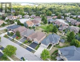 764 GARDEN COURT CRESCENT - 40