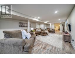403269 ROBINSON ROAD - 38