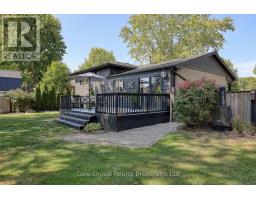 45 CARMAN STREET - 35
