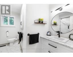 32 DEVON COURT - 12