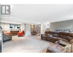 32 DEVON COURT - 16