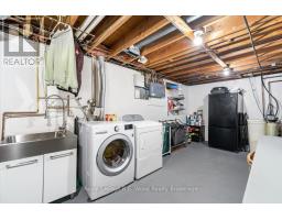 32 DEVON COURT - 19