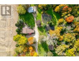 405542 BEACONSFIELD ROAD - 1