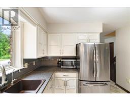 405542 BEACONSFIELD ROAD - 10