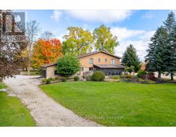 405542 BEACONSFIELD ROAD - 33