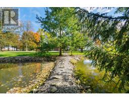 405542 BEACONSFIELD ROAD - 39