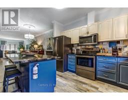 707 SOUTHWOOD WAY - 11