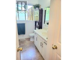 5 ROSEMARIE BOULEVARD - 8