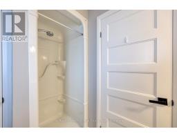 27 REEVES ROAD - 17