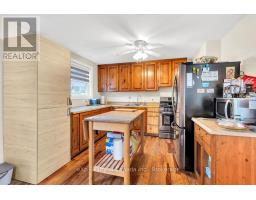 762 LITTLE HILL STREET - 2