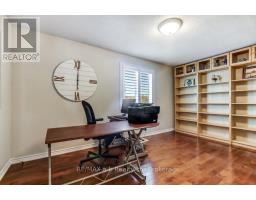 1035 DEVONSHIRE AVENUE - 26