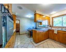 8 HIGHLAND DRIVE - 13