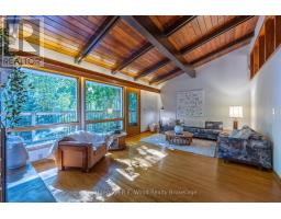 8 HIGHLAND DRIVE - 19