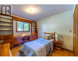 8 HIGHLAND DRIVE - 23