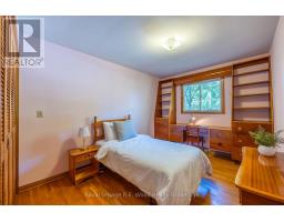 8 HIGHLAND DRIVE - 24