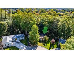 8 HIGHLAND DRIVE - 41