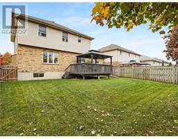 61 HERON Avenue - 33