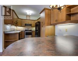 4 - 450 LAKEVIEW DRIVE - 6