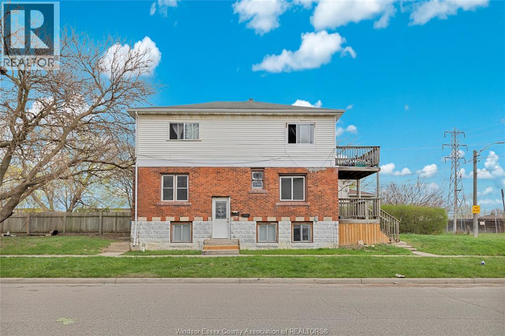 1398 ROONEY, Windsor