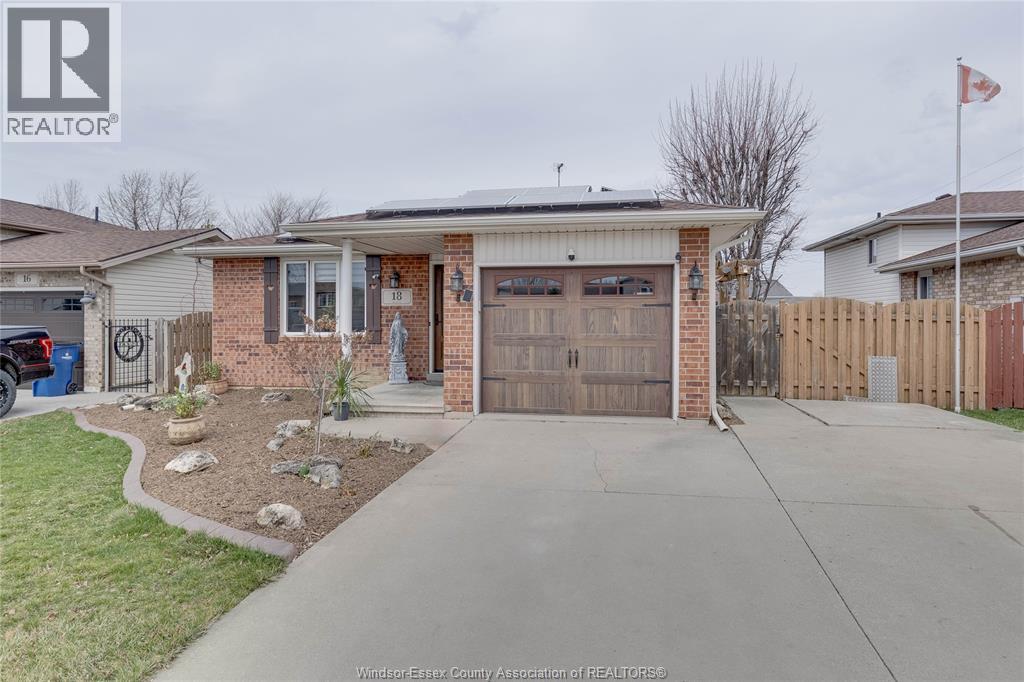 18 AZAR AVENUE, Tilbury