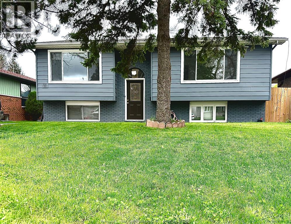 31 PLUMBROOK, Leamington