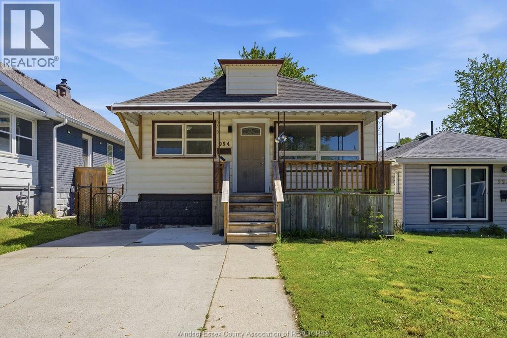 994 Josephine, Windsor