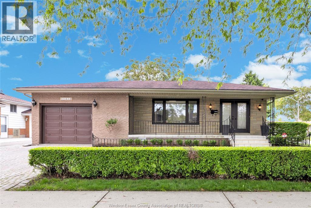 10515 MULBERRY, Windsor