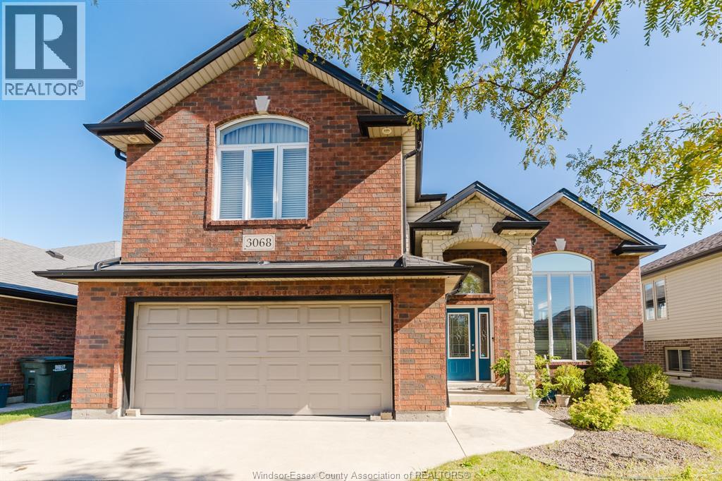 3068 TROUP CRESCENT, Windsor